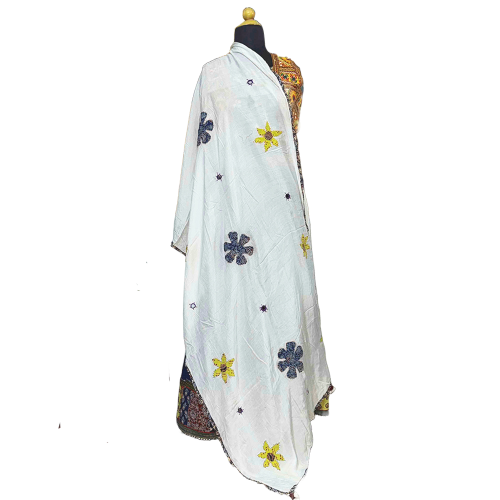 radiant mirror work dupatta off white muslin silk applique